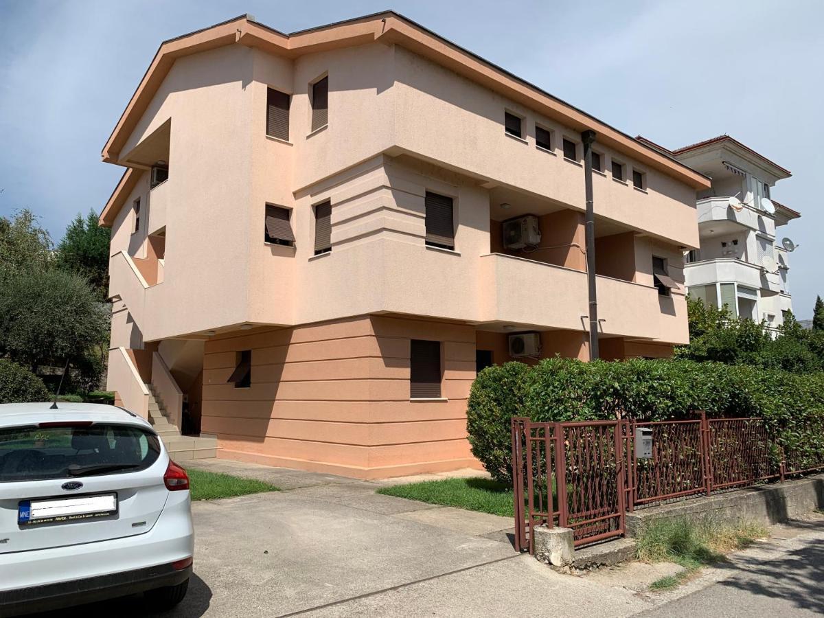 Teo Apartamento Podgorica Exterior foto