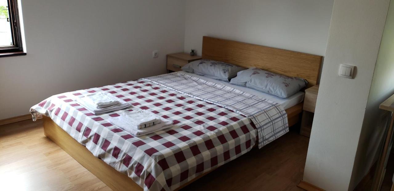 Teo Apartamento Podgorica Exterior foto